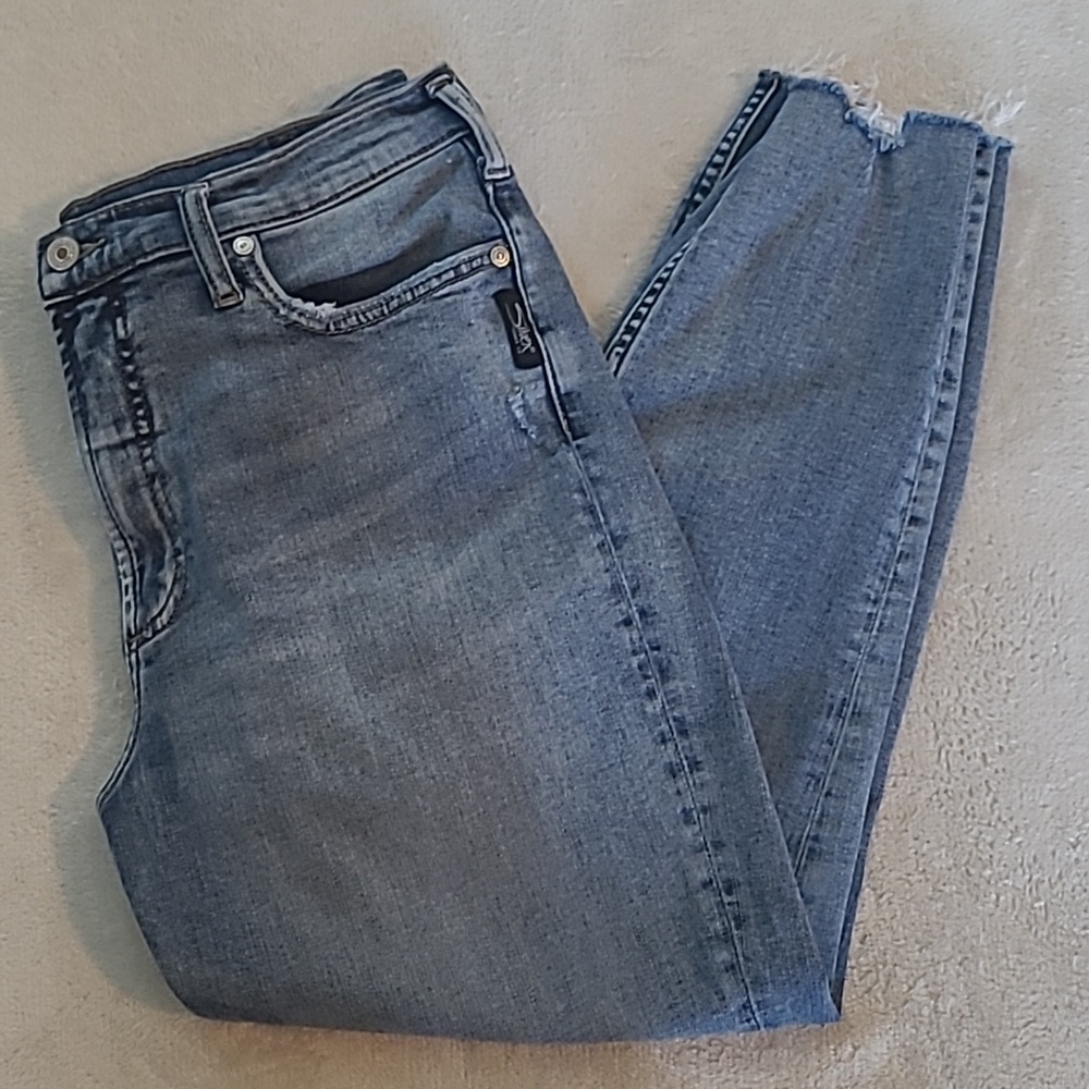 Silver Jeans Co Calley Skinny Crop 33x25 Dark Wash Distressed Stretch Y2K Casual